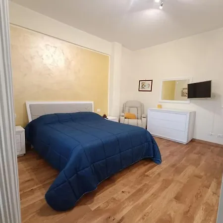 New And Beautiful House In The Heart Of * Rome