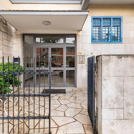 公寓 New And Beautiful House In The Heart Of